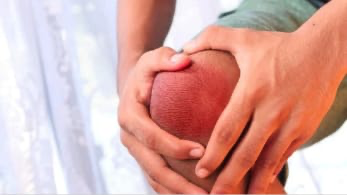 El frío puede provocar sensación de dolor en las rodillas