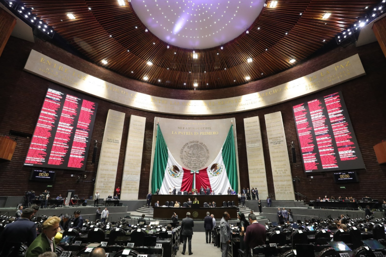 Descubre cuánto gana un diputado del Congreso de la Unión en México en 2026, cuál es su sueldo mensual, prestaciones y cuánto reciben los legisladores federales.